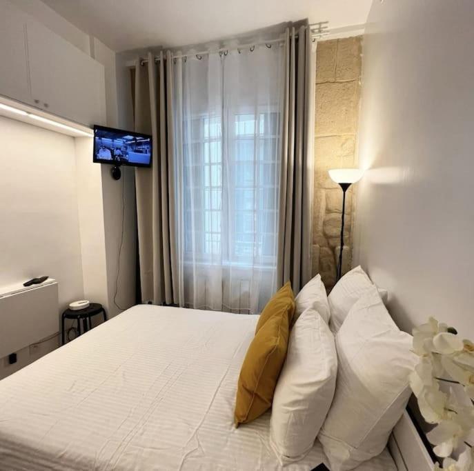Cozy Studio In Saint Germain Des Pres Paris Eksteriør billede