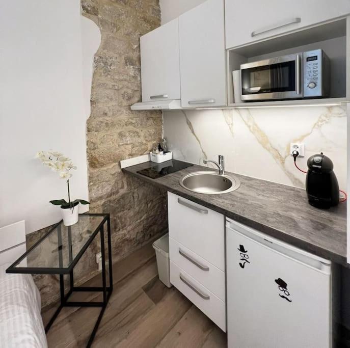 Cozy Studio In Saint Germain Des Pres Paris Eksteriør billede